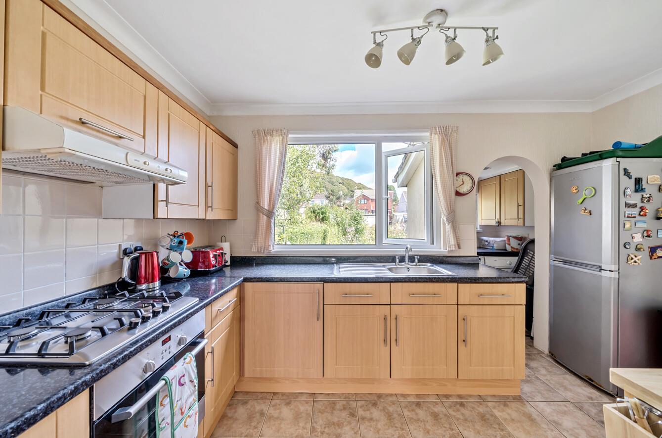 Bassett Terrace, Llanelli, SA15 4DY